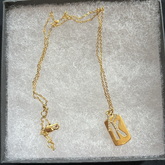 Gold and crystal delicate necklace initial K - Picture 3 of 3